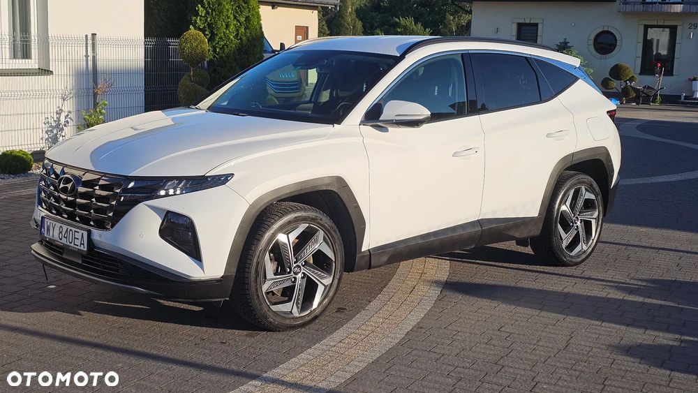 Hyundai Tucson 1.6 T-GDi HEV Executive 4WD - 2