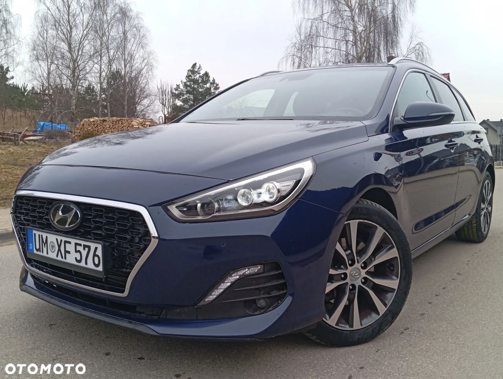 Hyundai i30 blue 1.6 CRDi Premium - 21