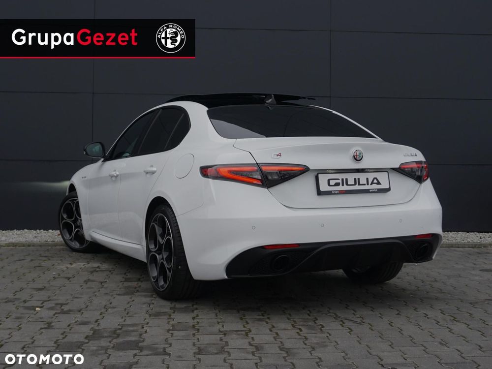 Alfa Romeo Giulia - 2