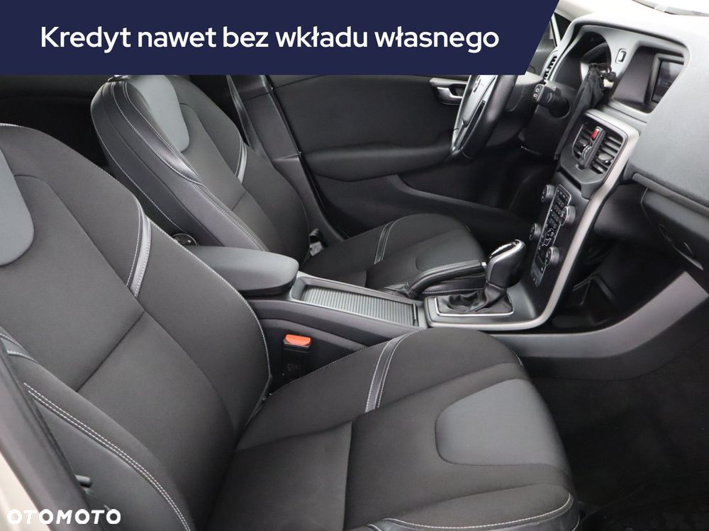 Volvo V40 - 11