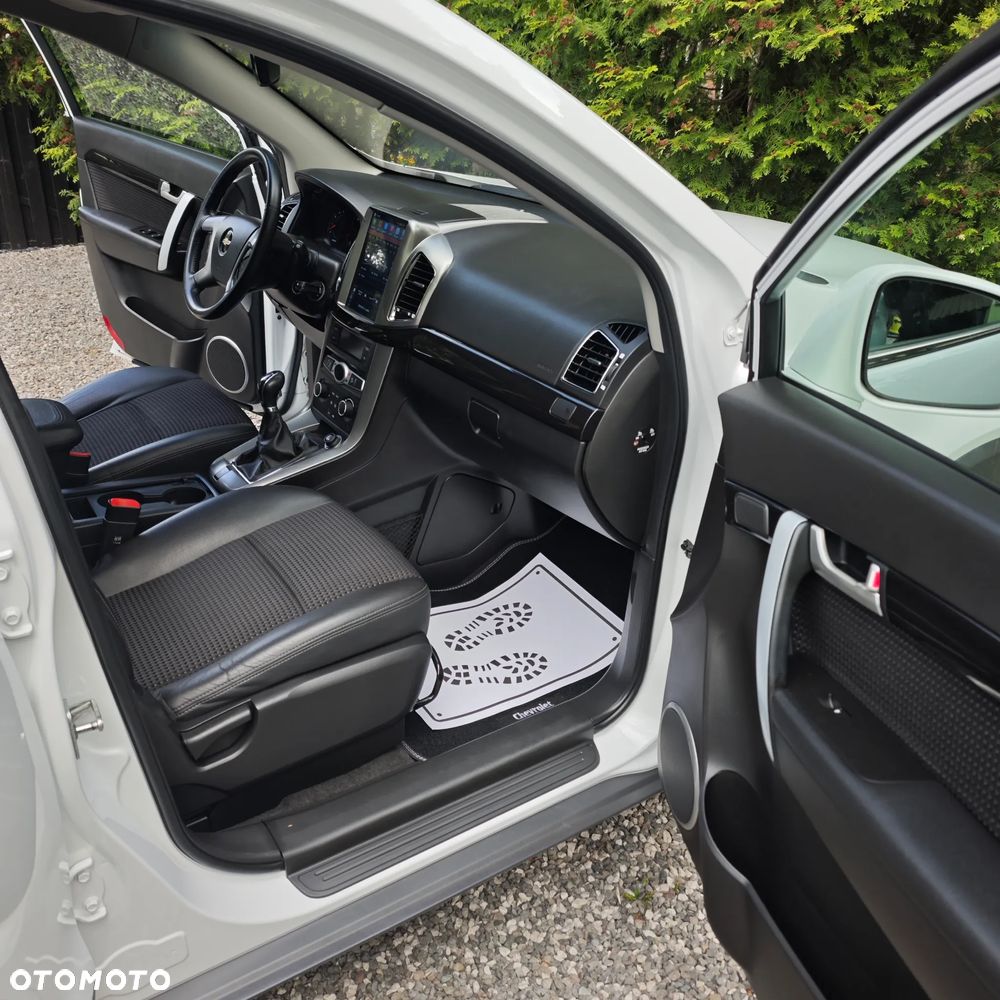 Chevrolet Captiva 2.4 2WD LT - 27