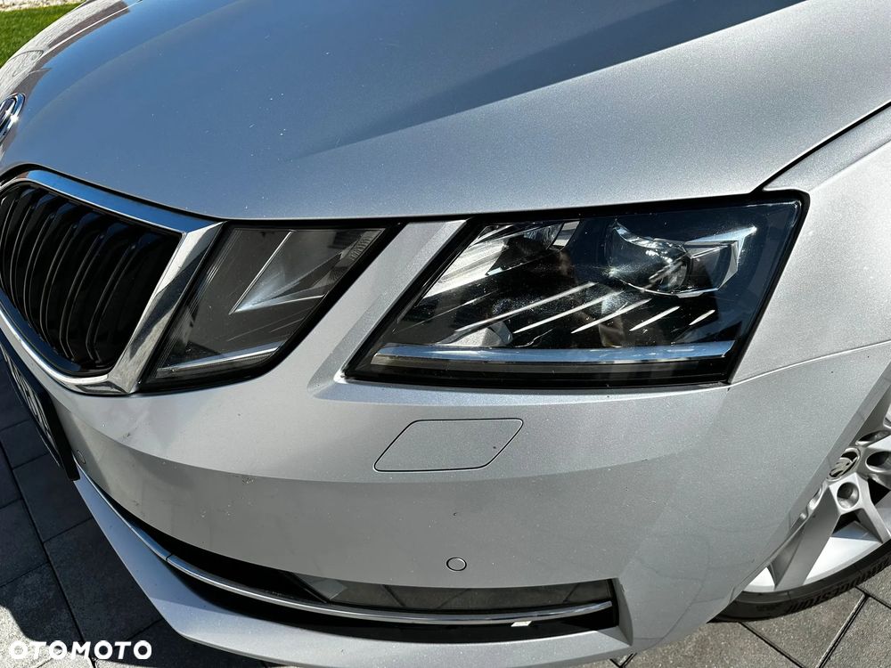 Skoda Octavia 2.0 TDI Style DSG - 8