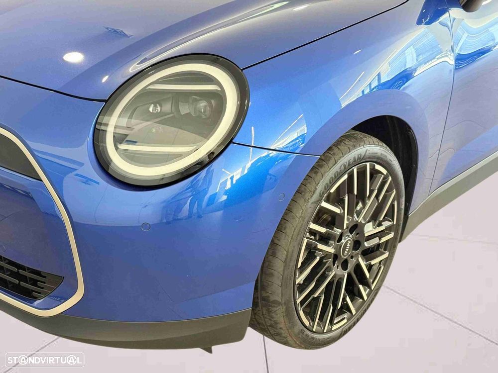 MINI 3 Portas Cooper E Classic L - 7