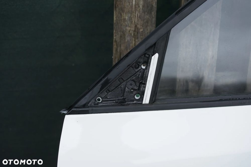 Drzwi przód przednie lewe Skoda Fabia II 1026 - 2