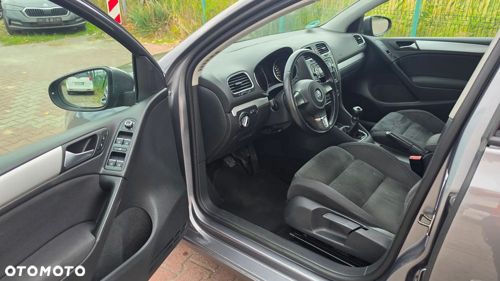 Volkswagen Golf 1.4 TSI Highline - 11