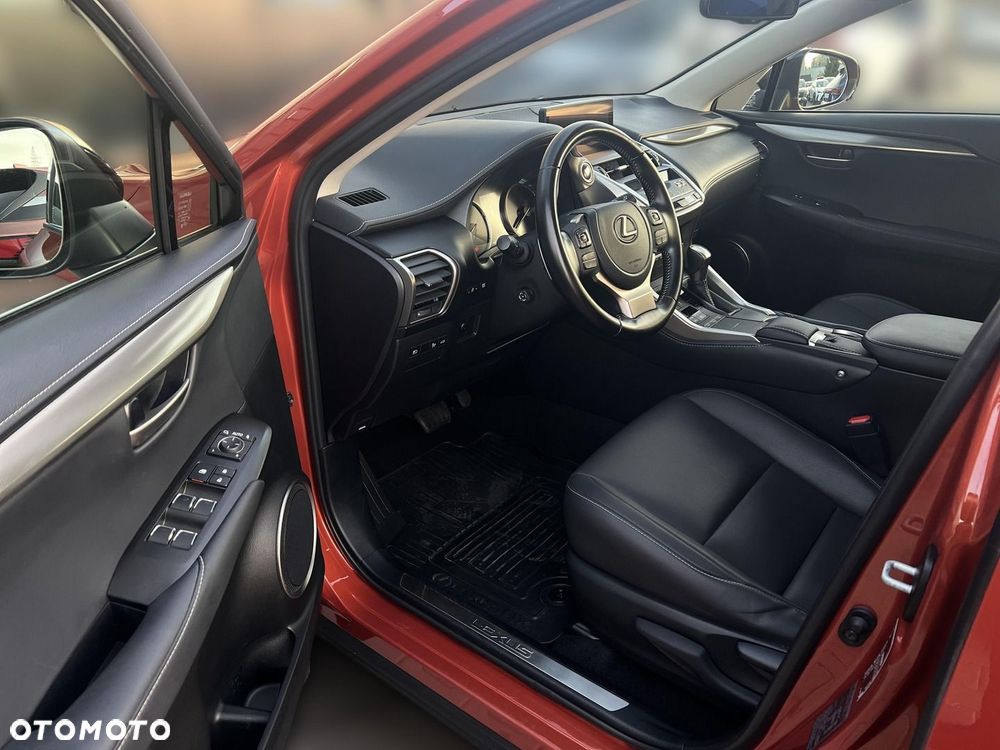 Lexus NX 300h F Impression AWD - 10