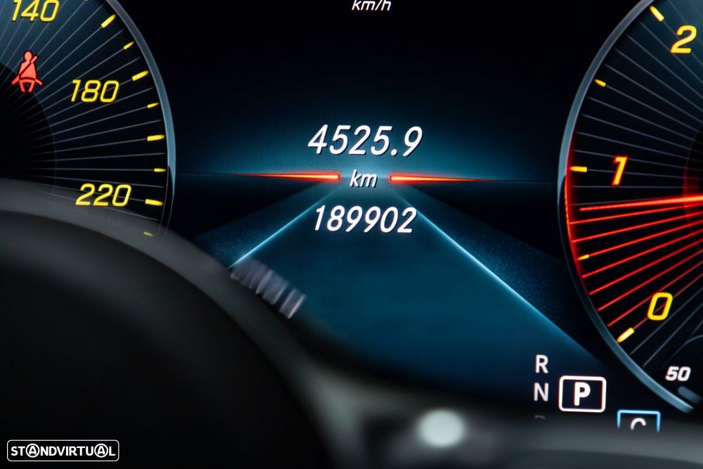 Mercedes-Benz C 220 d AMG Line - 18