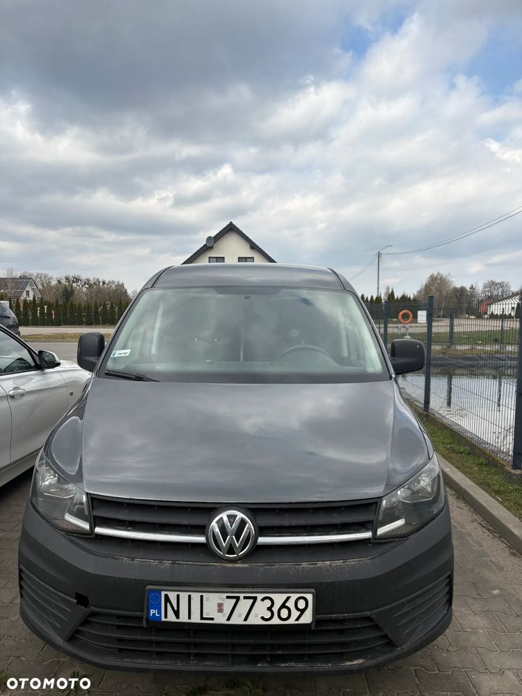 Volkswagen Caddy Maxi - 2