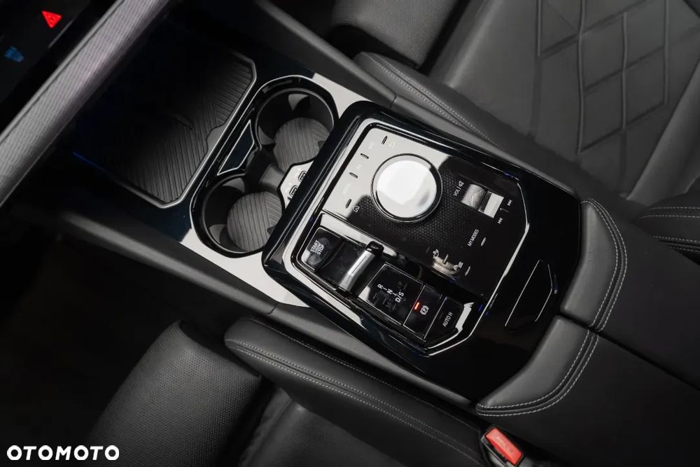 BMW Seria 5 520d xDrive mHEV M Sport - 18