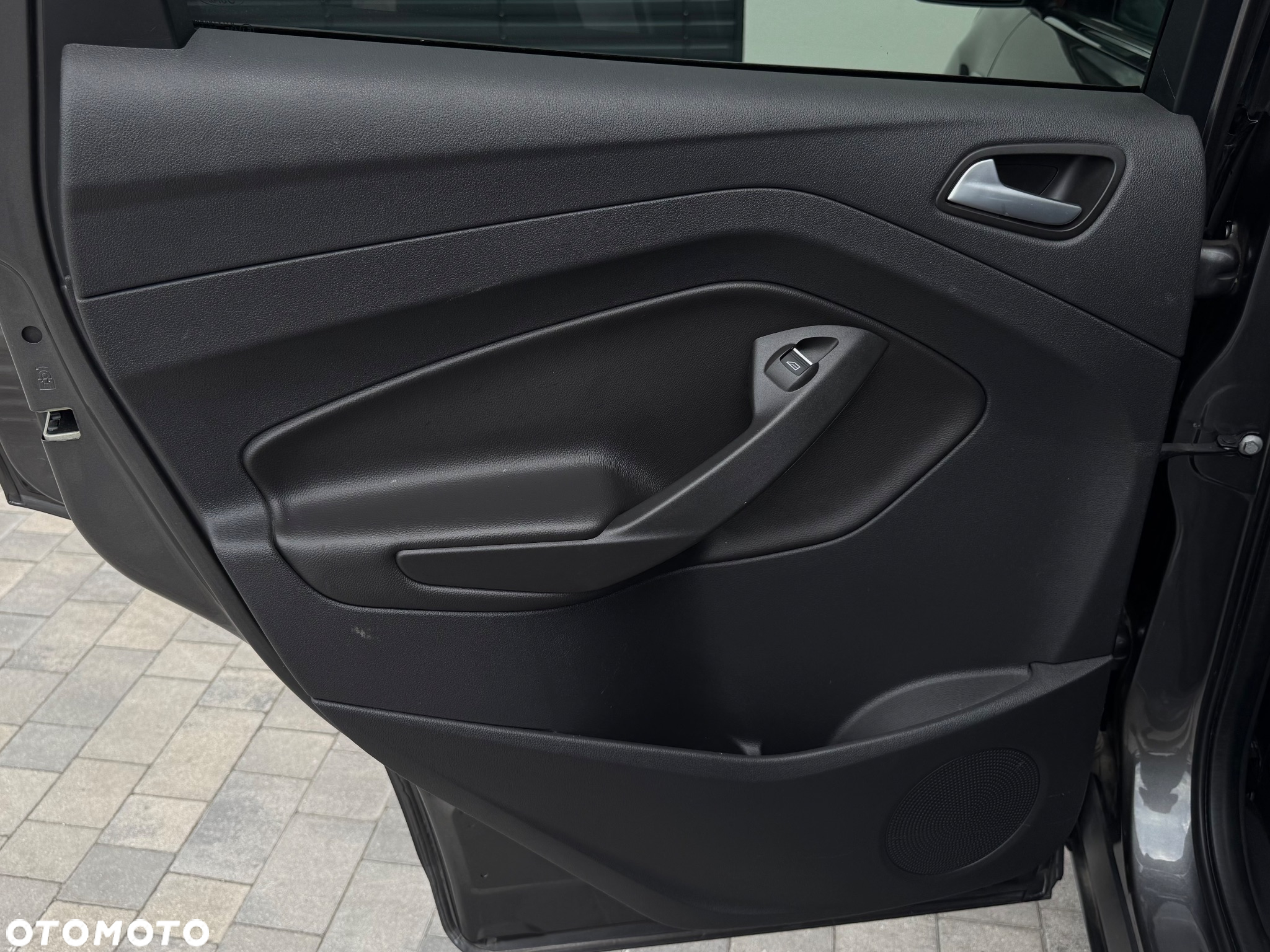 Ford Kuga 2.0 TDCi 4WD Titanium - 34