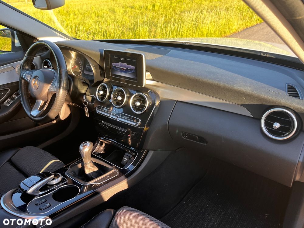 Mercedes-Benz Klasa C ver-180-bluetec-d-exclusive - 20