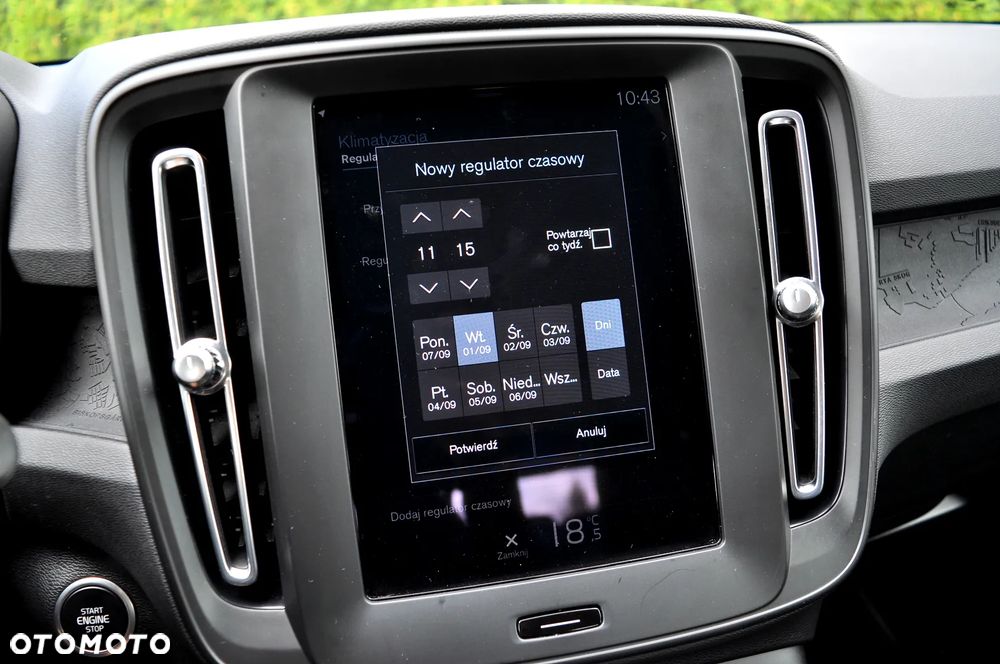 Volvo XC 40 T2 Momentum Pro - 38