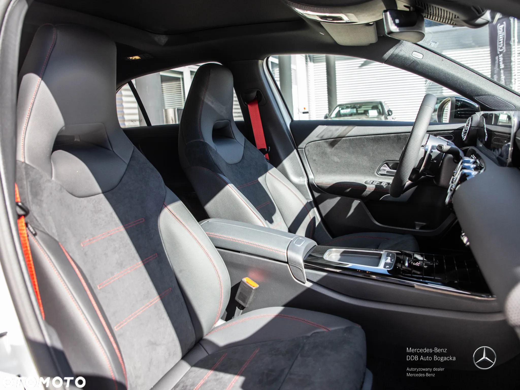 Mercedes-Benz Klasa A 35 AMG 4-Matic 8G-DCT - 6