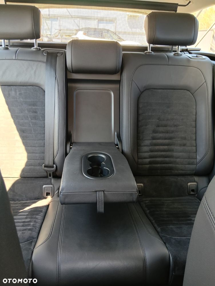 Volkswagen Passat 2.0 TDI SCR DSG Highline - 29