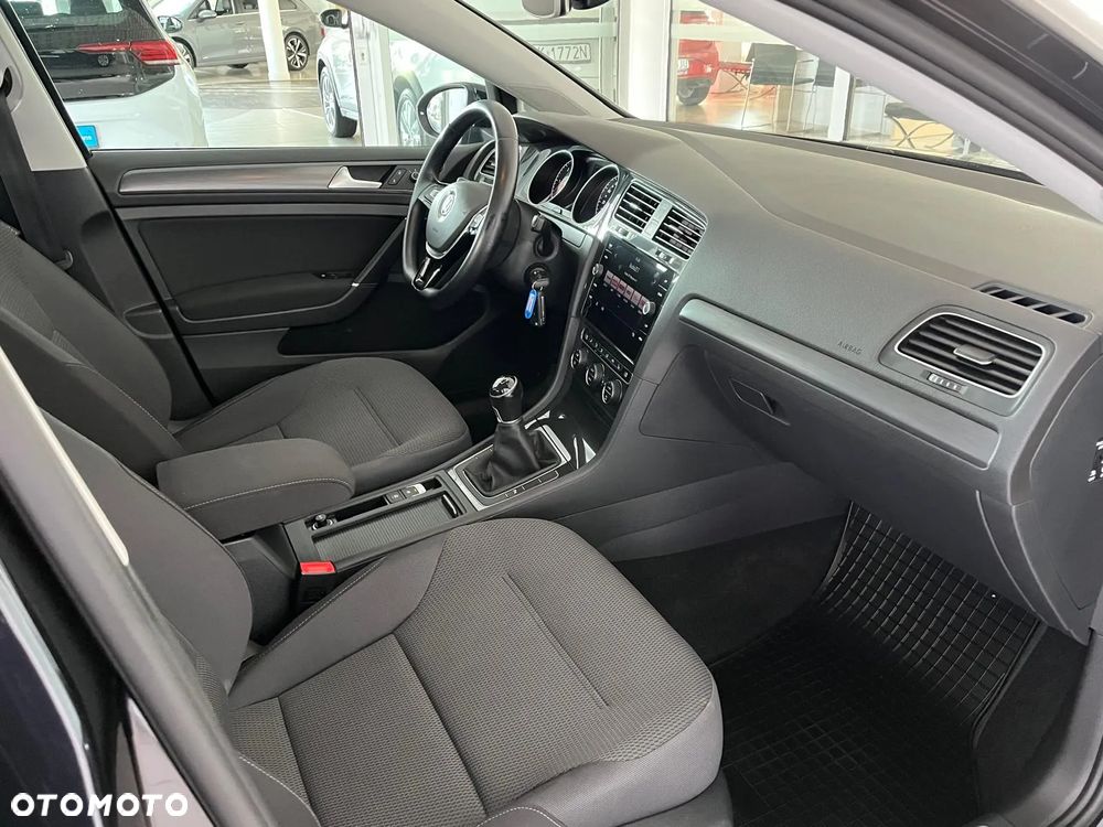 Volkswagen Golf VII 1.6 TDI BMT Comfortline - 20