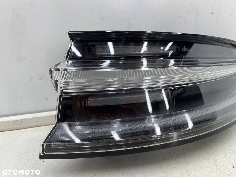 Lampa Porsche Macan I 95b LIFT 18r.- prawa tylna ORYGINALNA prawy tył 95b945092am - 4