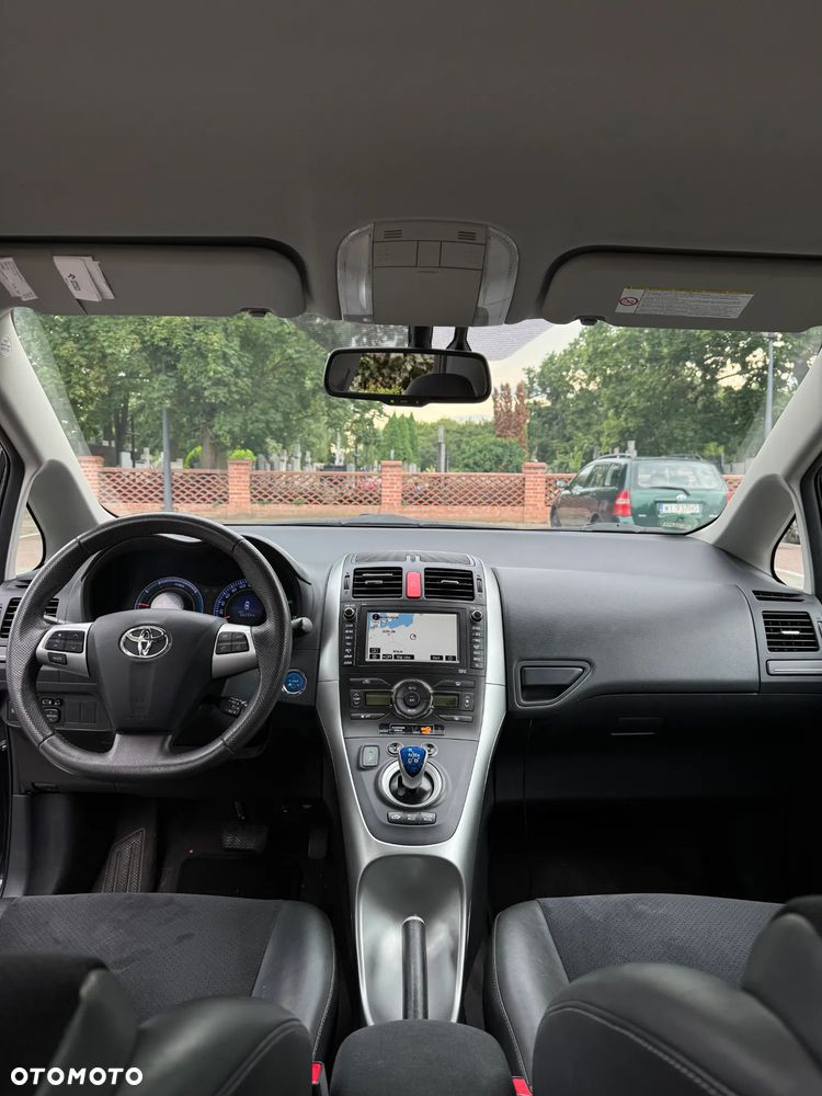 Toyota Auris 1.8 HSD Luna - 17