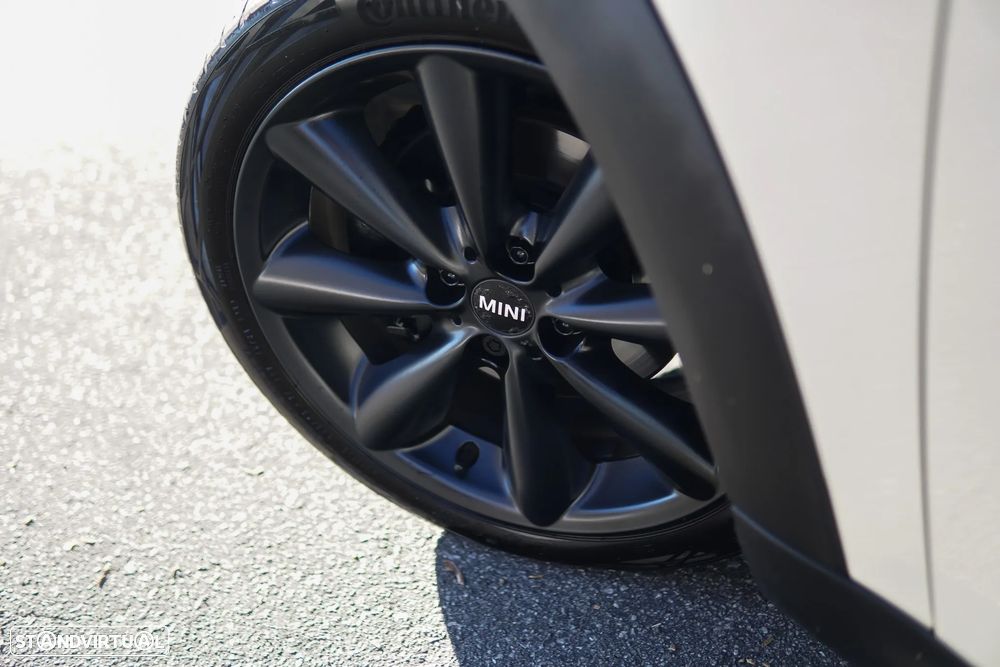 MINI Clubman Cooper D - 16