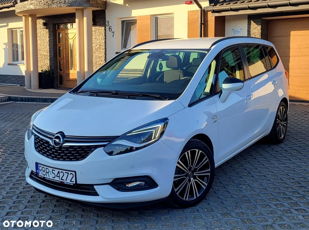 Opel Zafira - 1