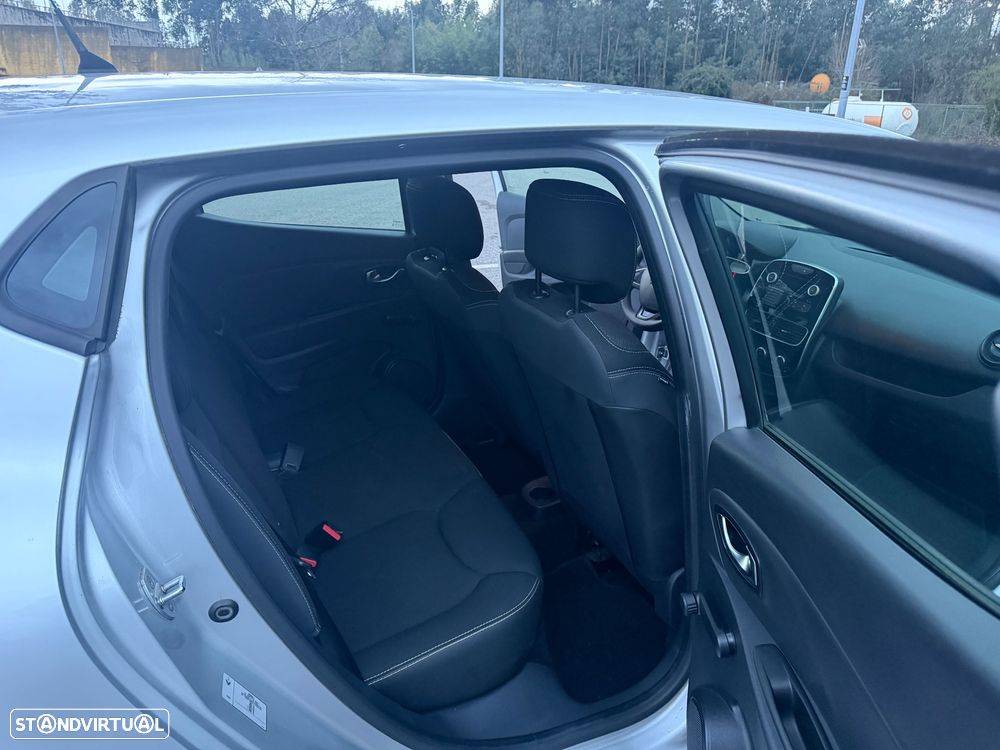 Renault Clio 1.5 dCi Limited - 12