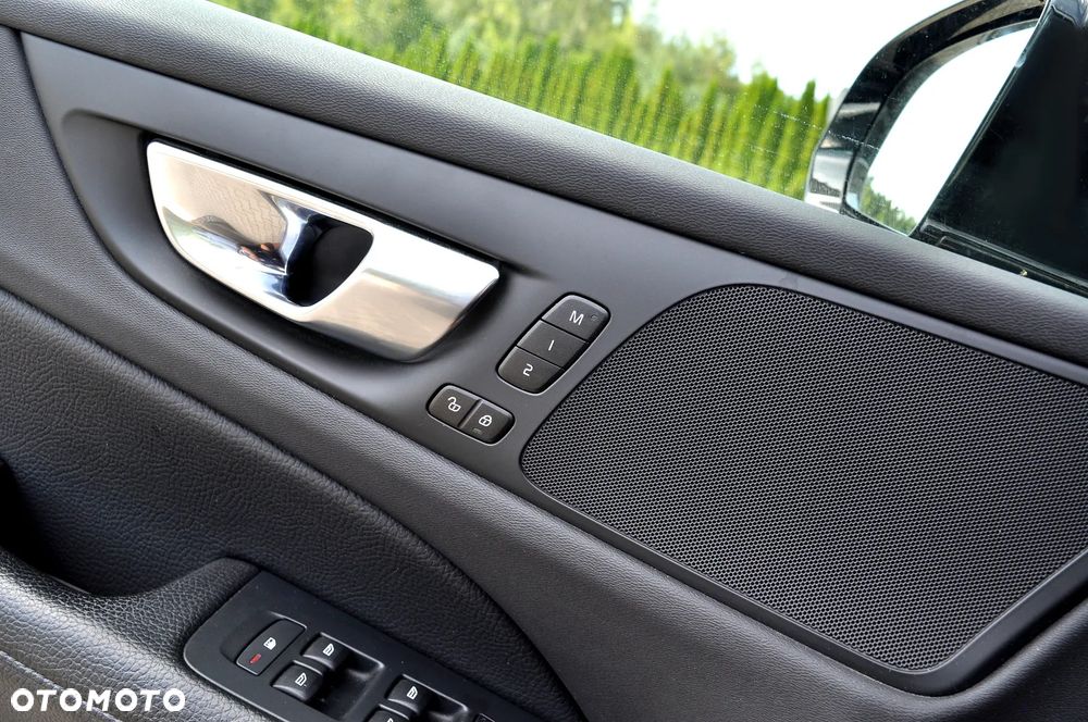 Volvo V60 B4 B Geartronic Inscription - 25