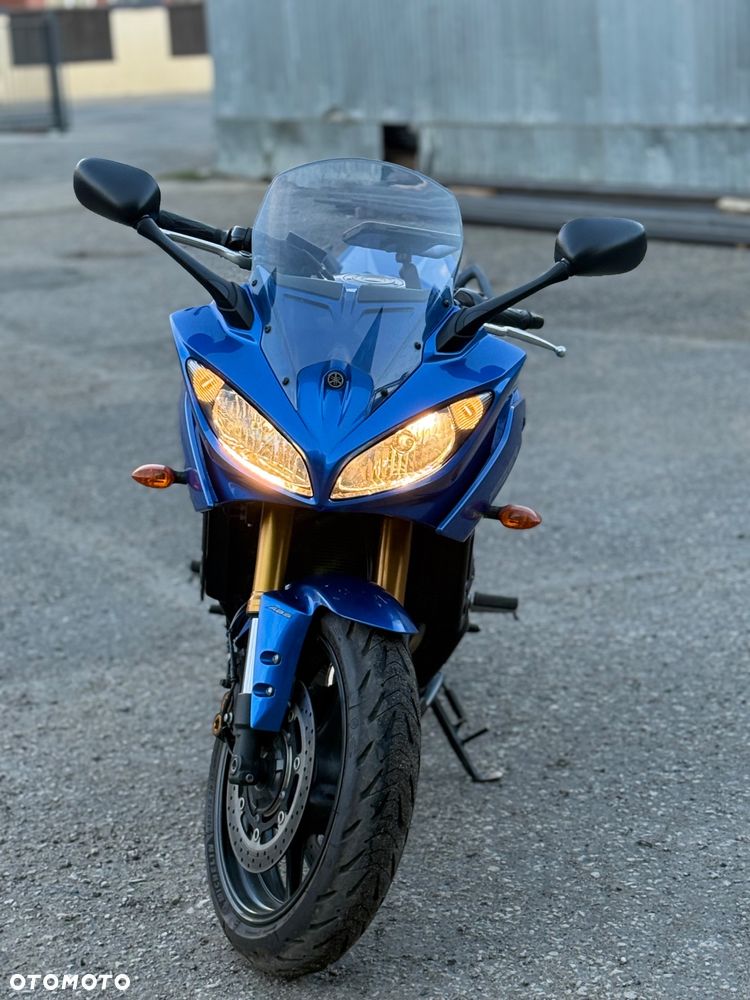 Yamaha FZ8 - 9