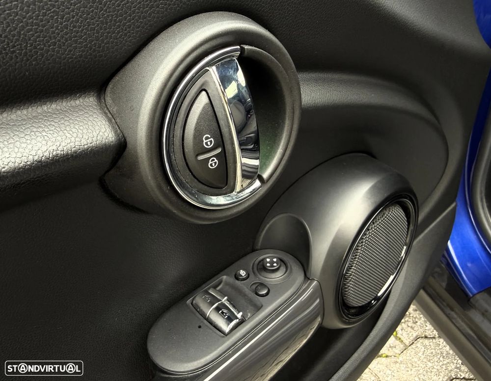 MINI 3 Portas One Auto - 33