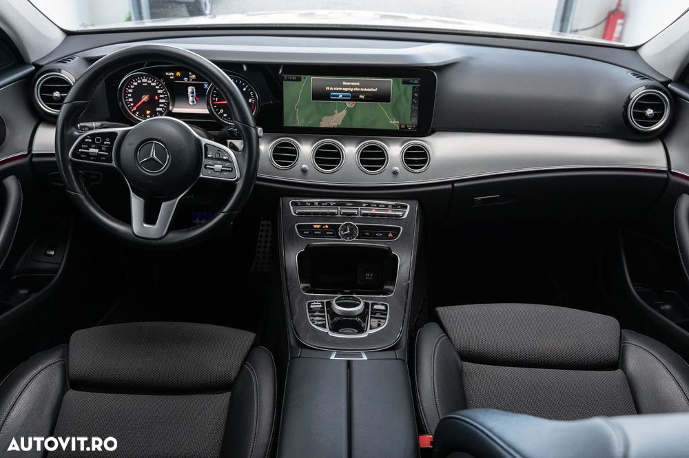 Mercedes-Benz E 220 d 9G-TRONIC - 11