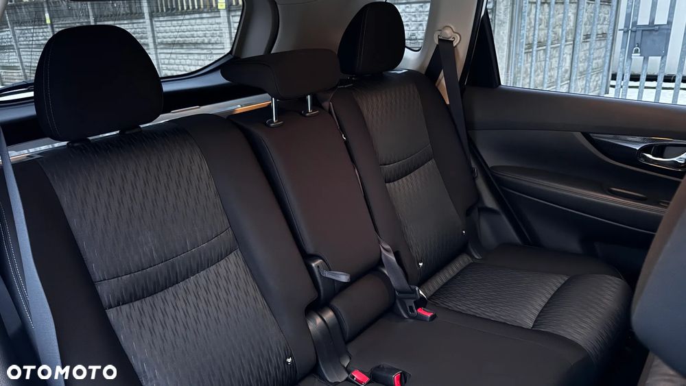 Nissan X-Trail 1.3 DIG-T N-Connecta 2WD DCT - 20