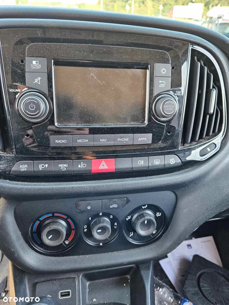 Fiat DOBLO 2020 ROK 3-osobowy NAVI , klima - 10