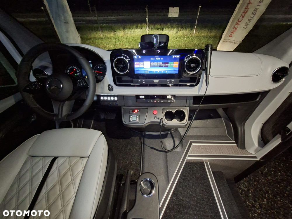 Mercedes-Benz Sprinter 519  rocznik 2026 - 10