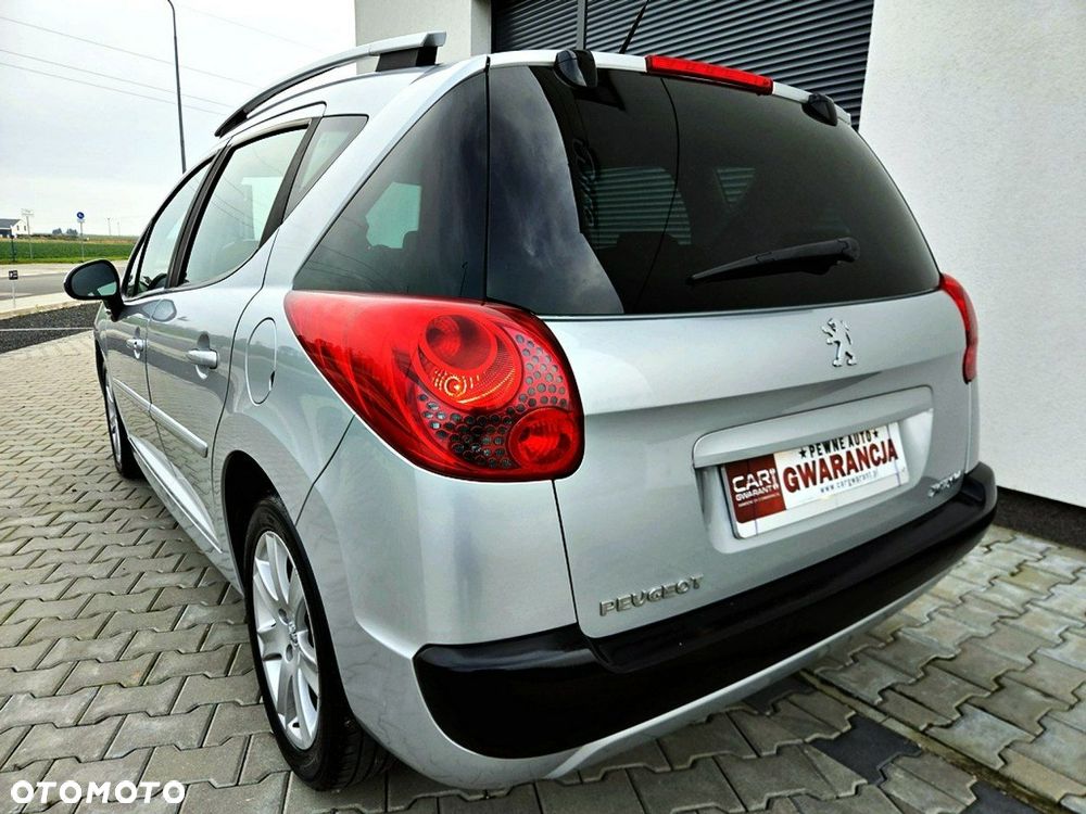 Peugeot 207 1.6 Premium - 6