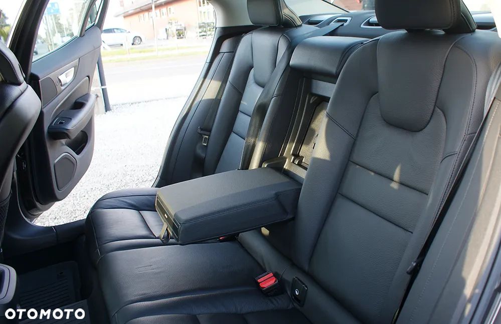 Volvo S60 - 21