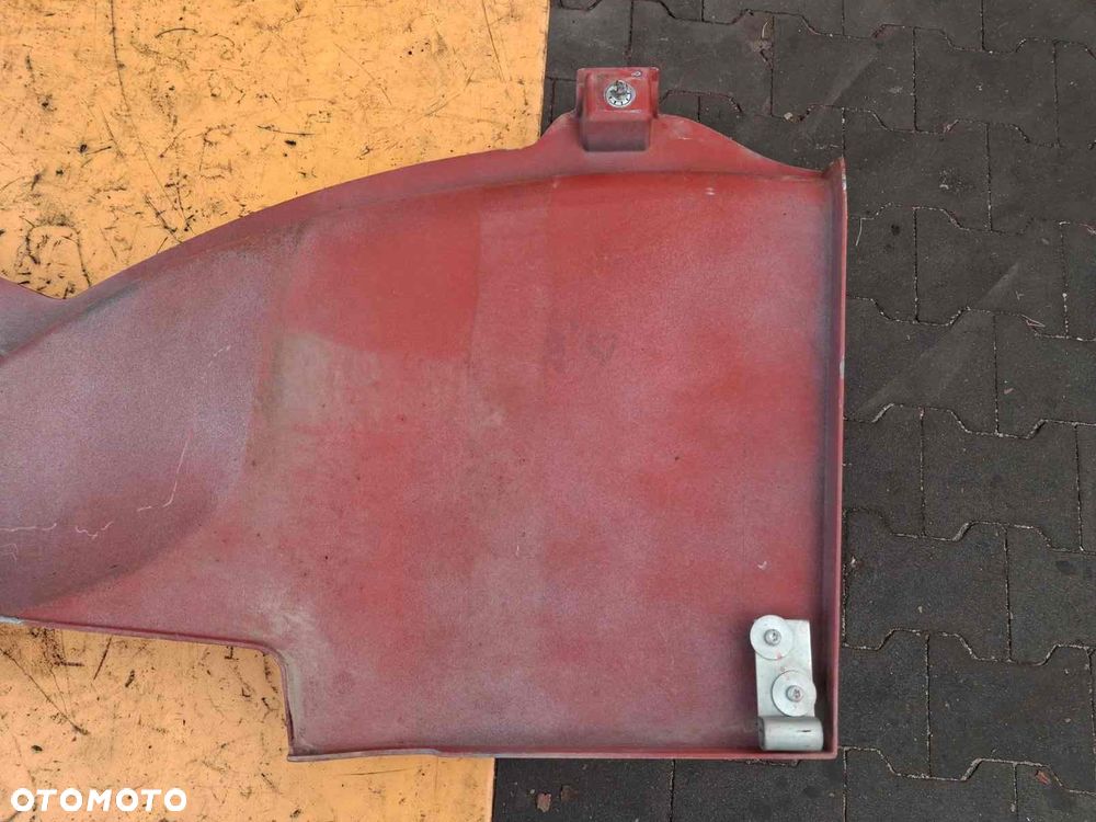 Panel maski lewy Case Puma 185 - 9