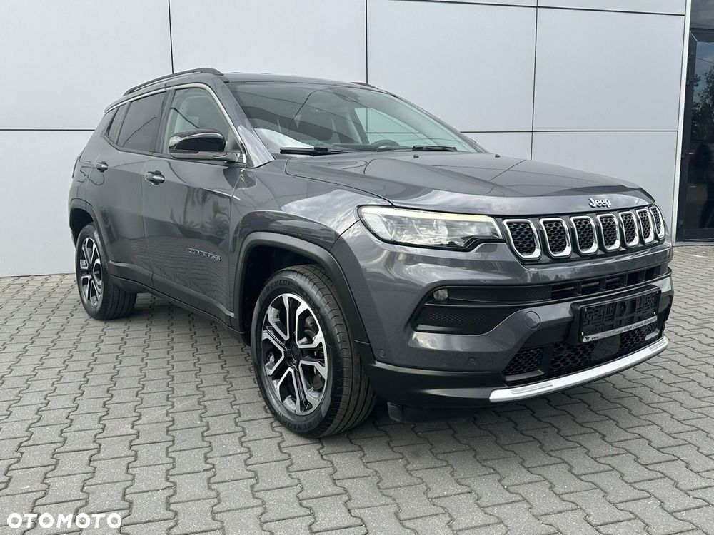 Jeep Compass - 8