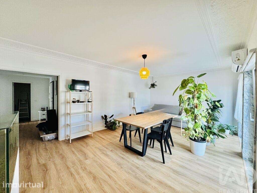 Apartamento T2 em Barreiro e Lavradio de 106 m2 - Grande imagem: 2/16