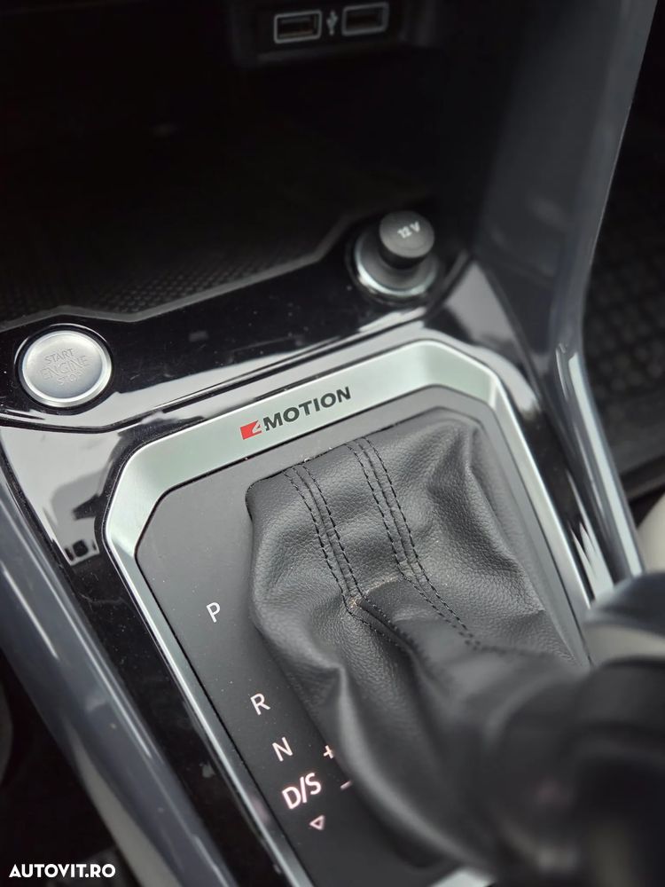 Volkswagen T-Roc 2.0 TDI SCR 4MOTION DSG R-Line - 34