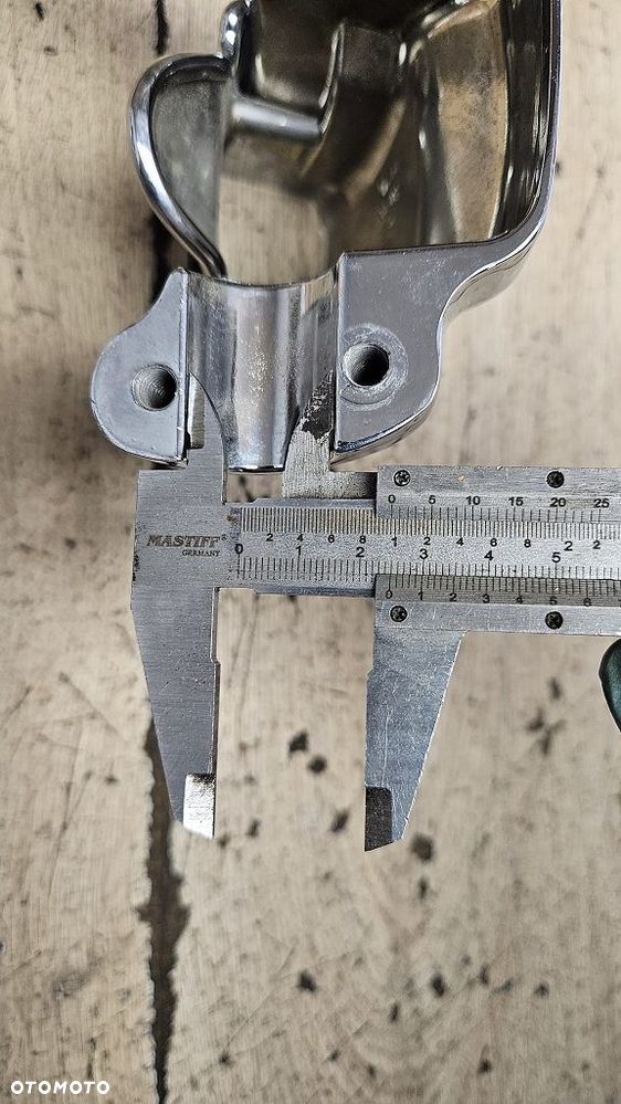 Risery kierownicy mostek Harley Davidson Sportster 55843-04 - 11