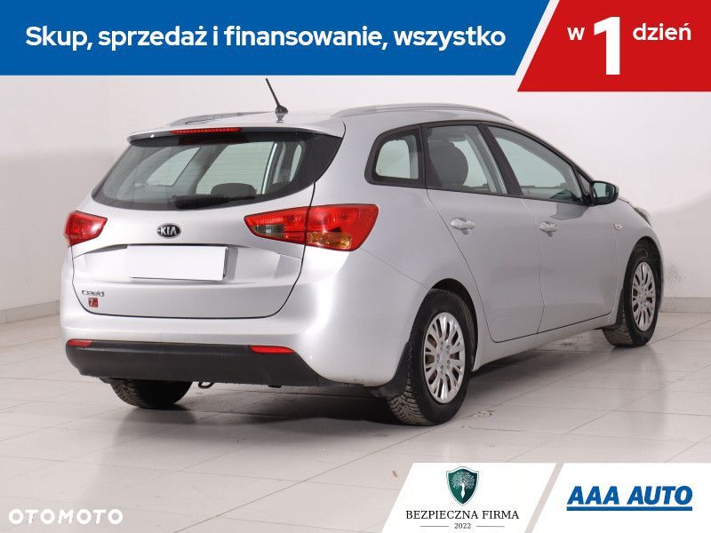 Kia Ceed - 7