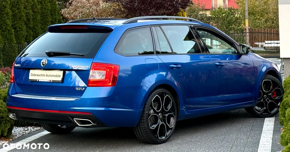 Skoda Octavia 2.0 TDI RS - 35