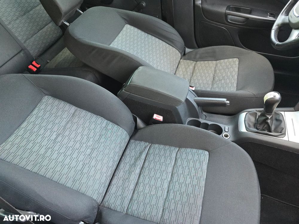 Skoda Octavia Combi 1.2 TSI FAMILY - 9