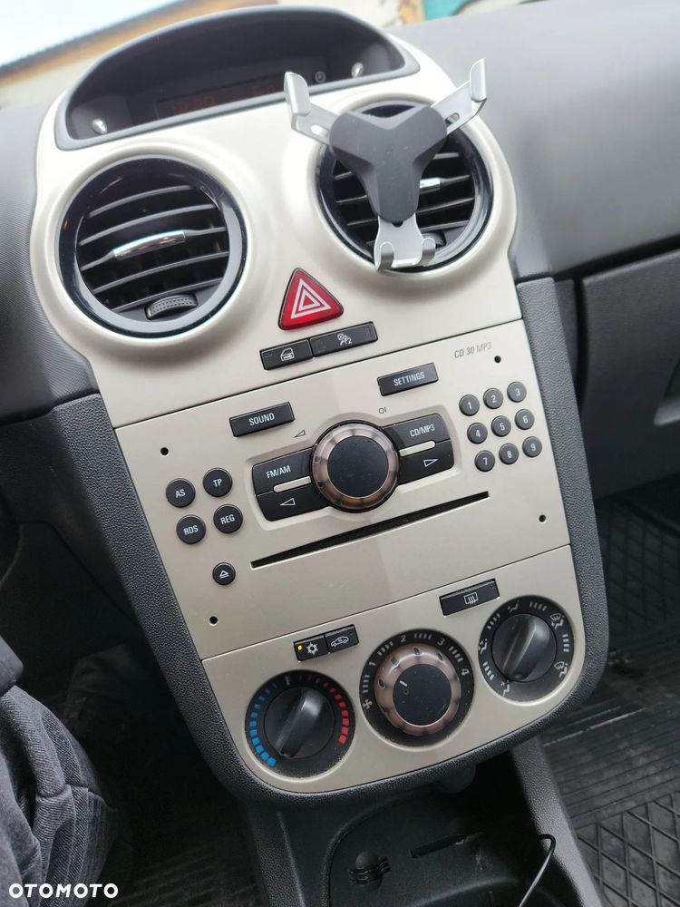 Opel Corsa 1.0 12V Cool - 6