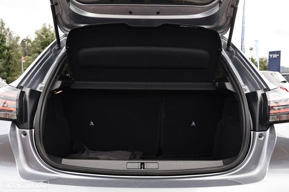 Peugeot e-208 51 kWh Allure - 18