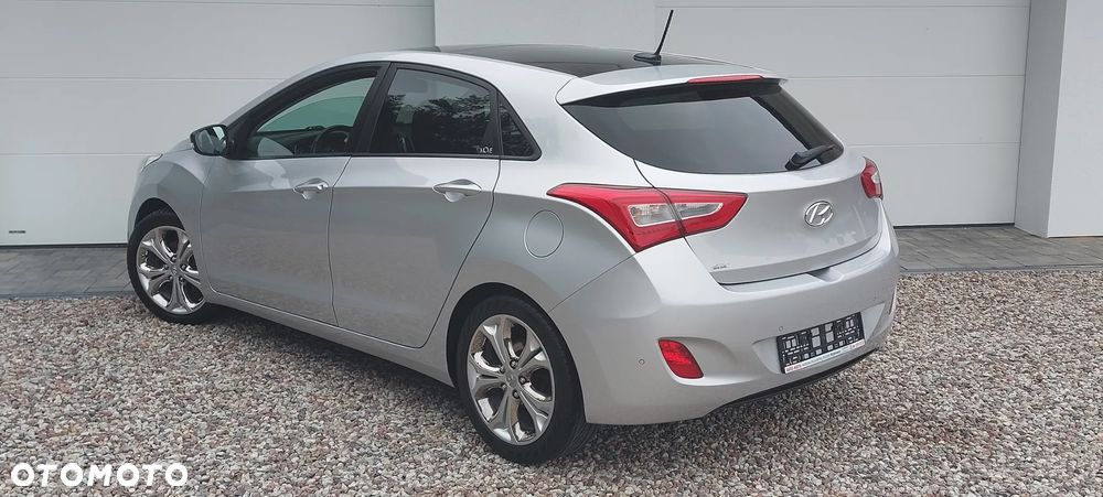 Hyundai i30 1.6 CRDi BlueDrive Comfort - 10