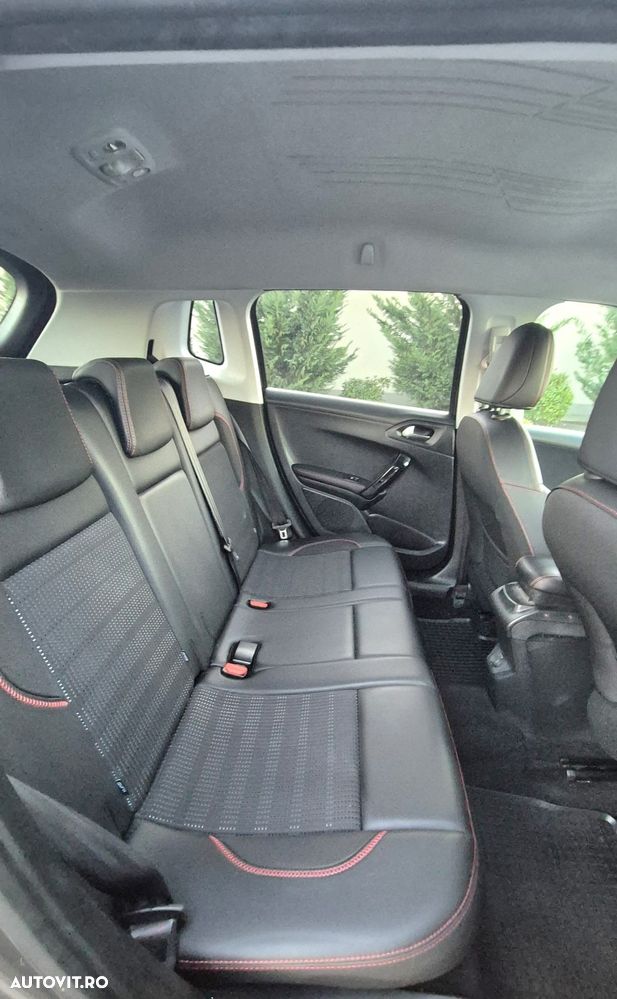 Peugeot 2008 PureTech 110 Stop&Start EAT6 GT-Line Edition - 9