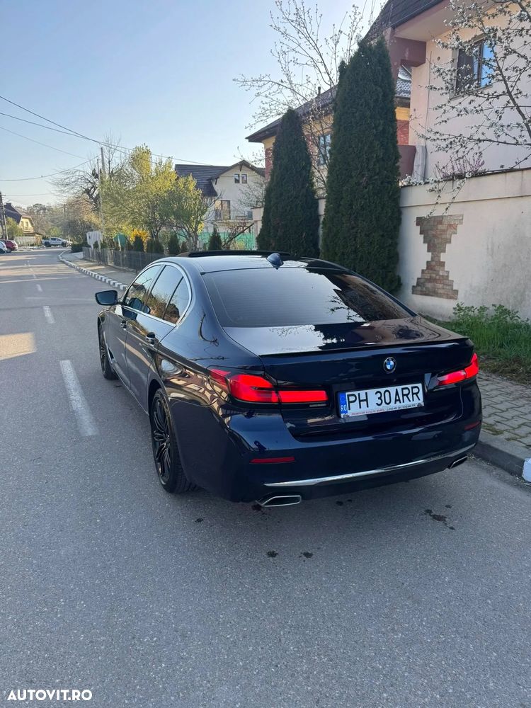 BMW Seria 5 520d xDrive Aut. Luxury Line - 2