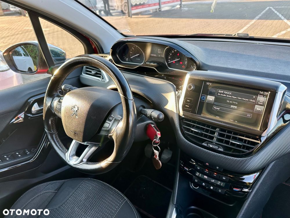 Peugeot 208 1.2 PureTech Allure - 7