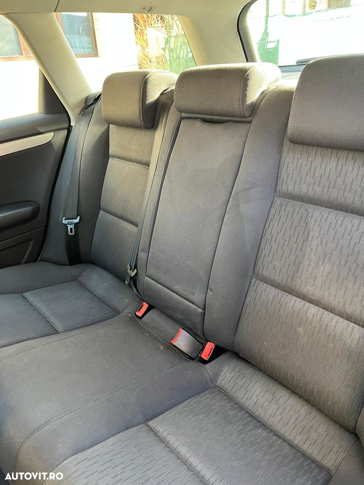 Audi A4 Avant 2.0 TDI DPF multitronic - 8