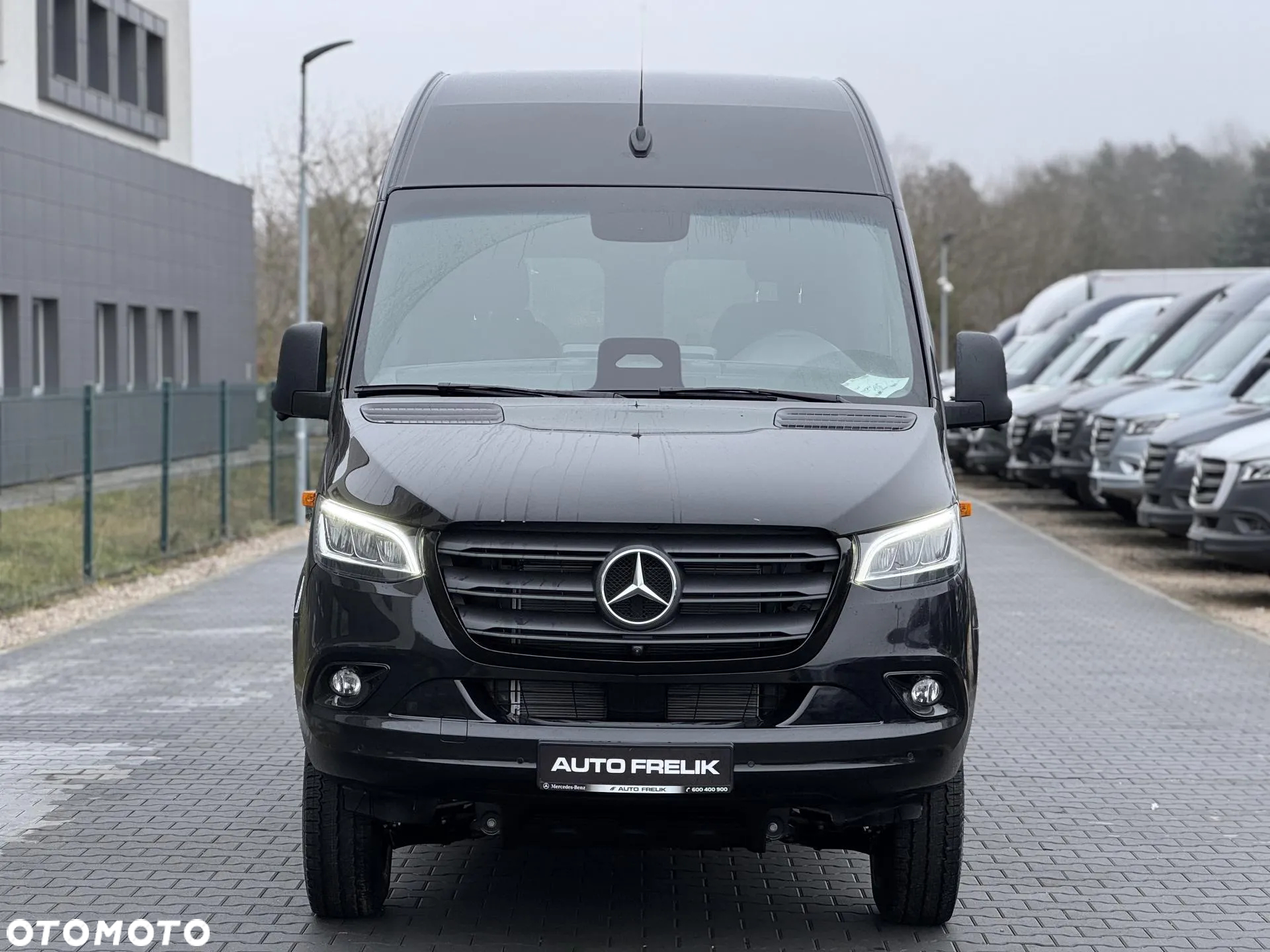 Mercedes-Benz Sprinter - 3
