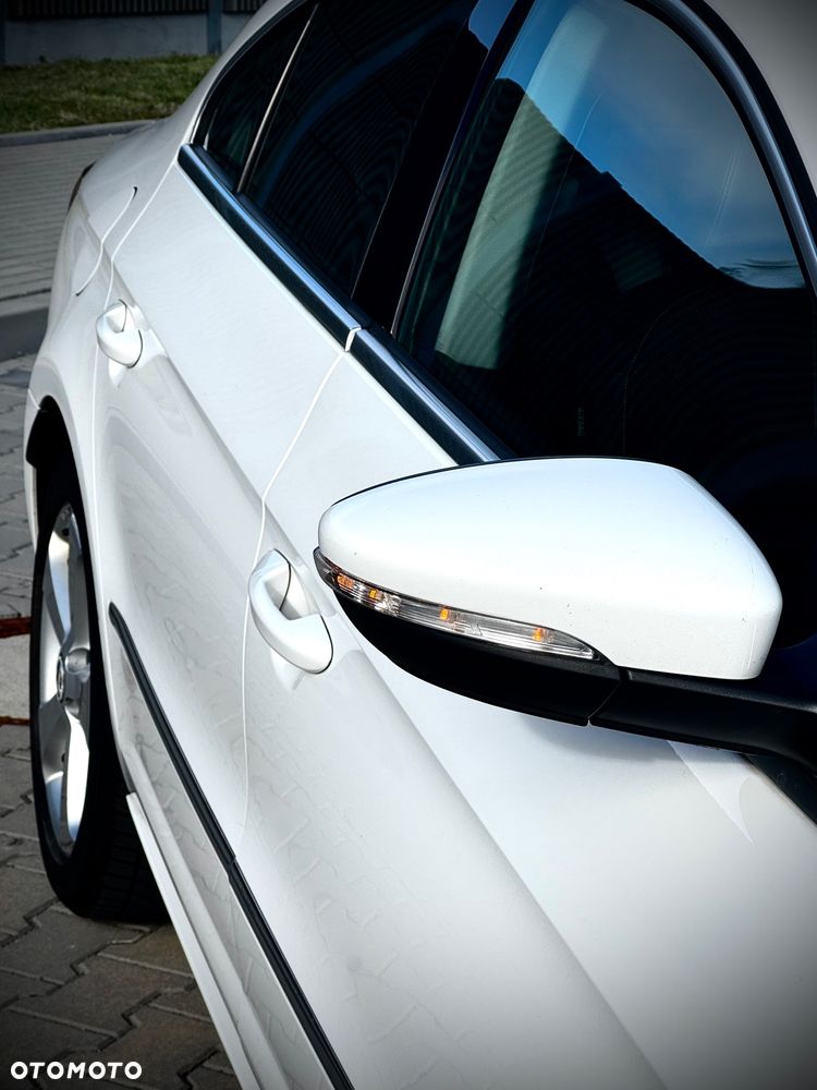 Volkswagen Passat 2.0 Turbo FSI Automatik Comfortline - 27